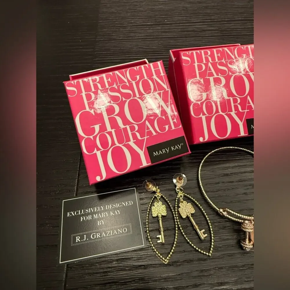 NEW Mary Kay R.J. Graziano Bundle of (3) Bracelets and (1) Pair of Earrings